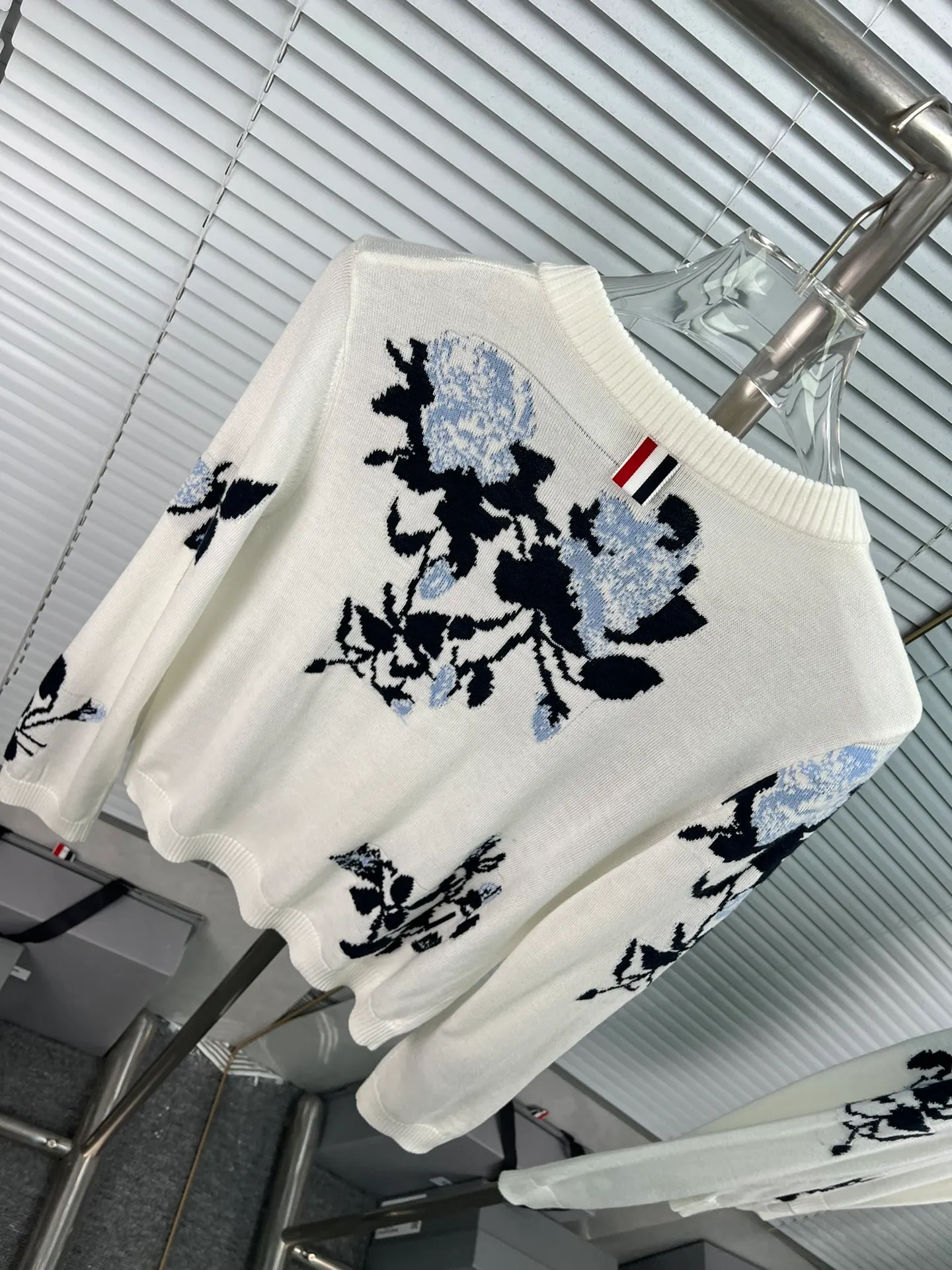 THOM BROWNE🇳🇱New Arrival ， ；Classic ， ； ， ； ， Quality ； ， - ** ：** - ** ：** - ** : **Light Blue White - **Sizes: **0.1.2.（S.M.L）